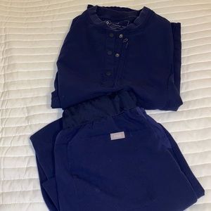 Women’s figs scrub set